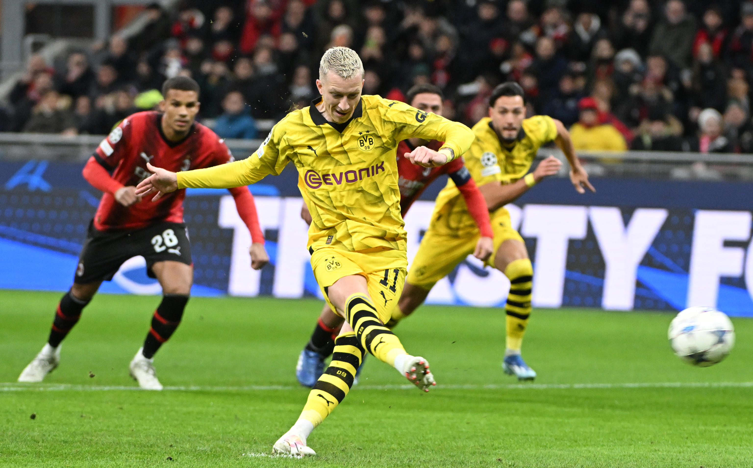CHAMPIONS LEAGUE BORUSSIA DORTMUND