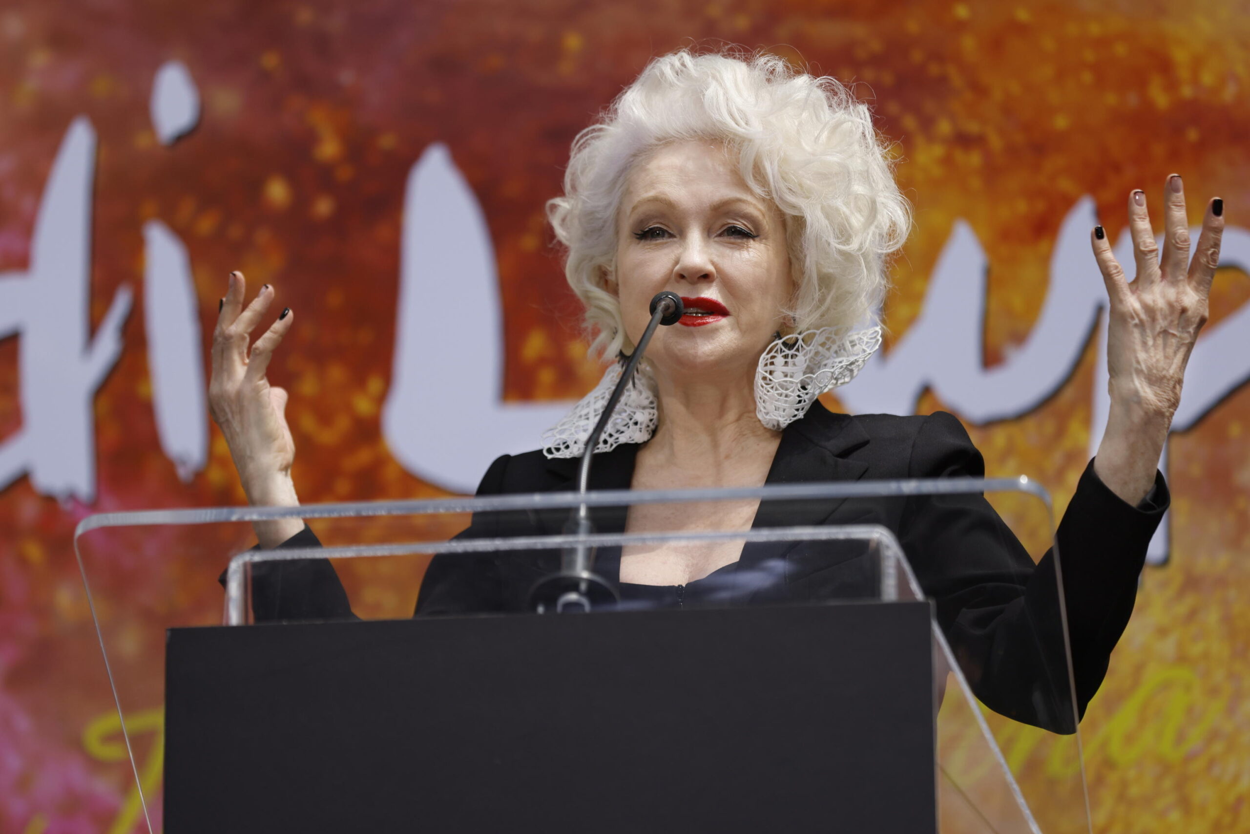 CYNDI LAUPER